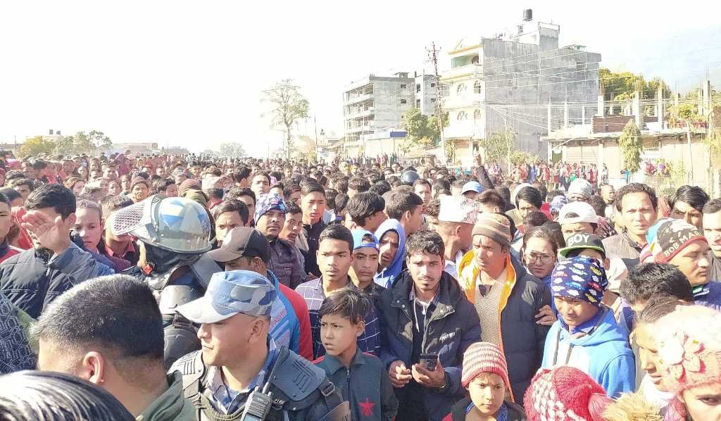 दिनभरी जल्यो सुर्खेत, साँझदेखि कर्फ्यू 