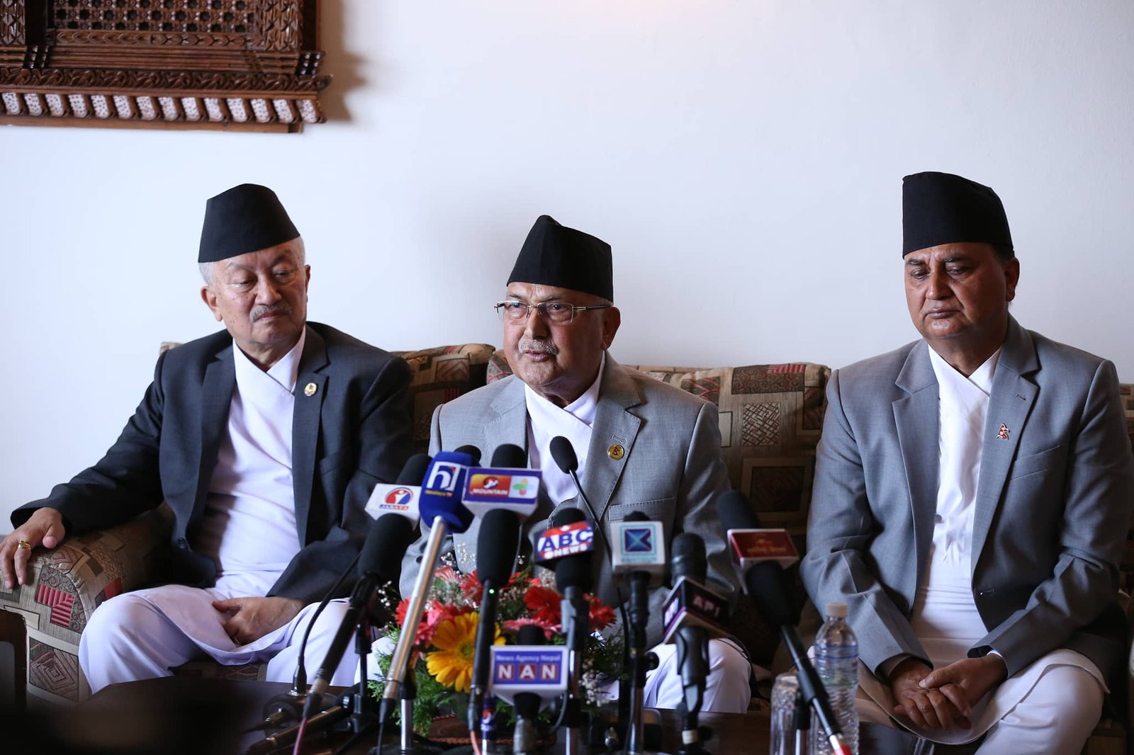 गुठी बिधेयकबाट कसैलाई मार परेको भए सरकारले सच्याउछ : प्रमओली