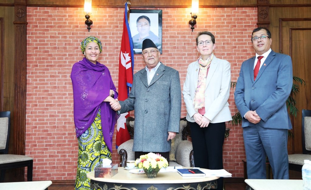 प्रधानमन्त्री ओली र यूएनका उपमहासचिब मोहम्मद बीच शिष्टाचार भेट 