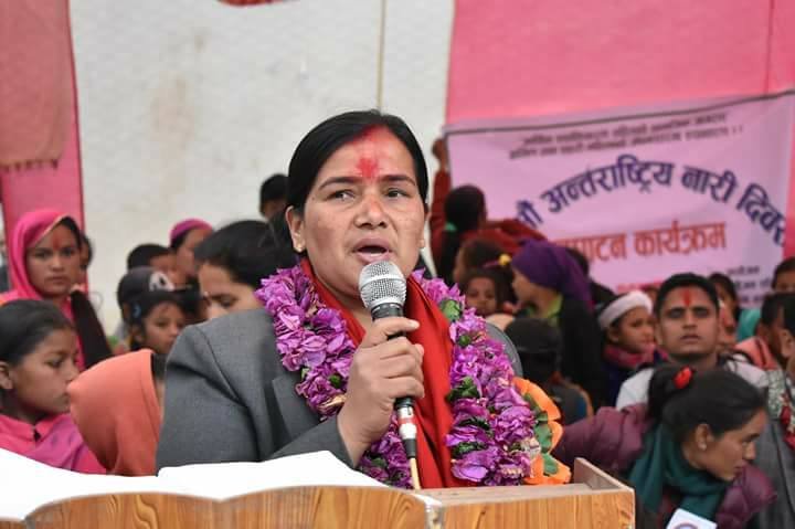 धेरैको सपना पूरा गर्ने ठाउँमा छु, गर्छु !