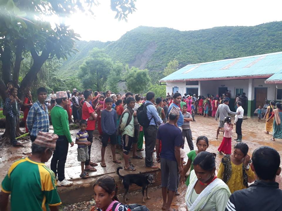 विरामीको मृत्युपछी चौरजहारी अस्पतालमा तोडफोड