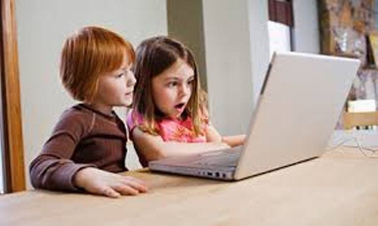 इन्टरनेटको प्रयोगले वालवालिकामा सुरक्षा खतरा !