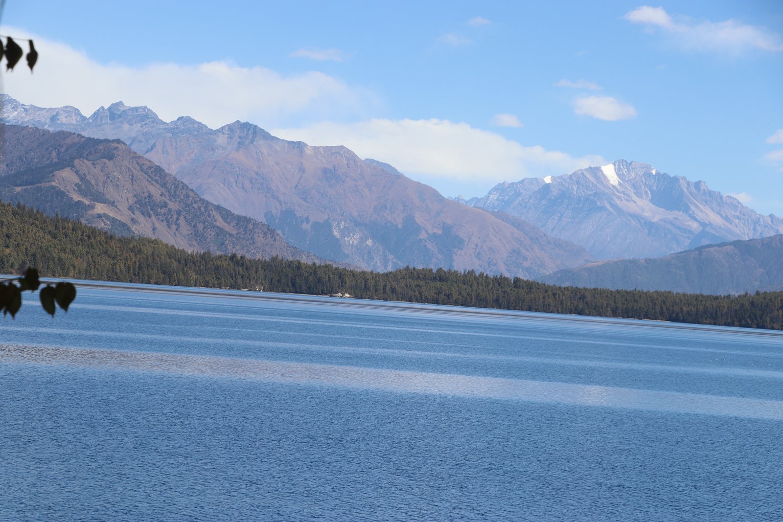 रङ्गीन राराको फोटो कथा