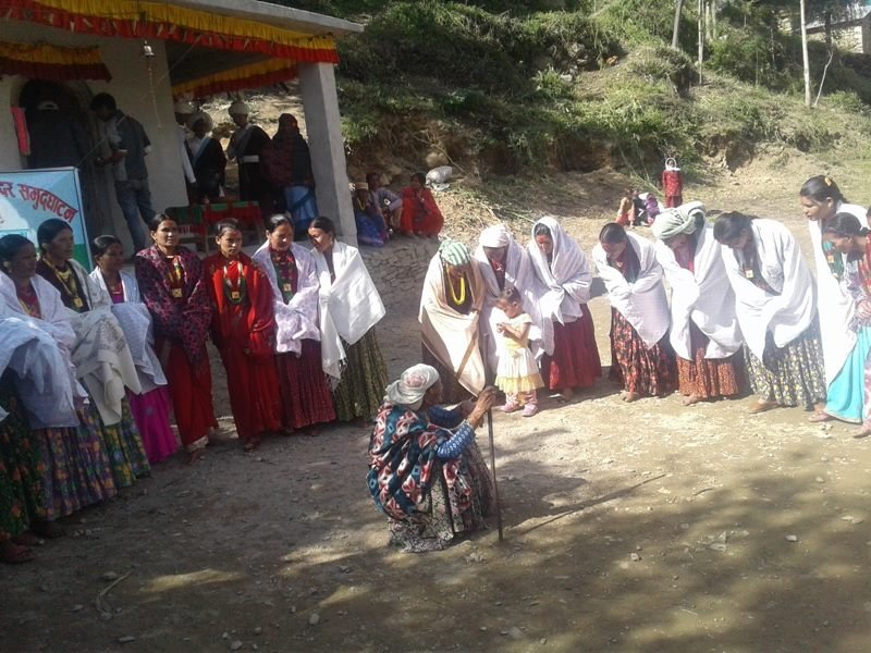 हुम्लाका ठकुरीले यसरी मनाए गौरा पर्व