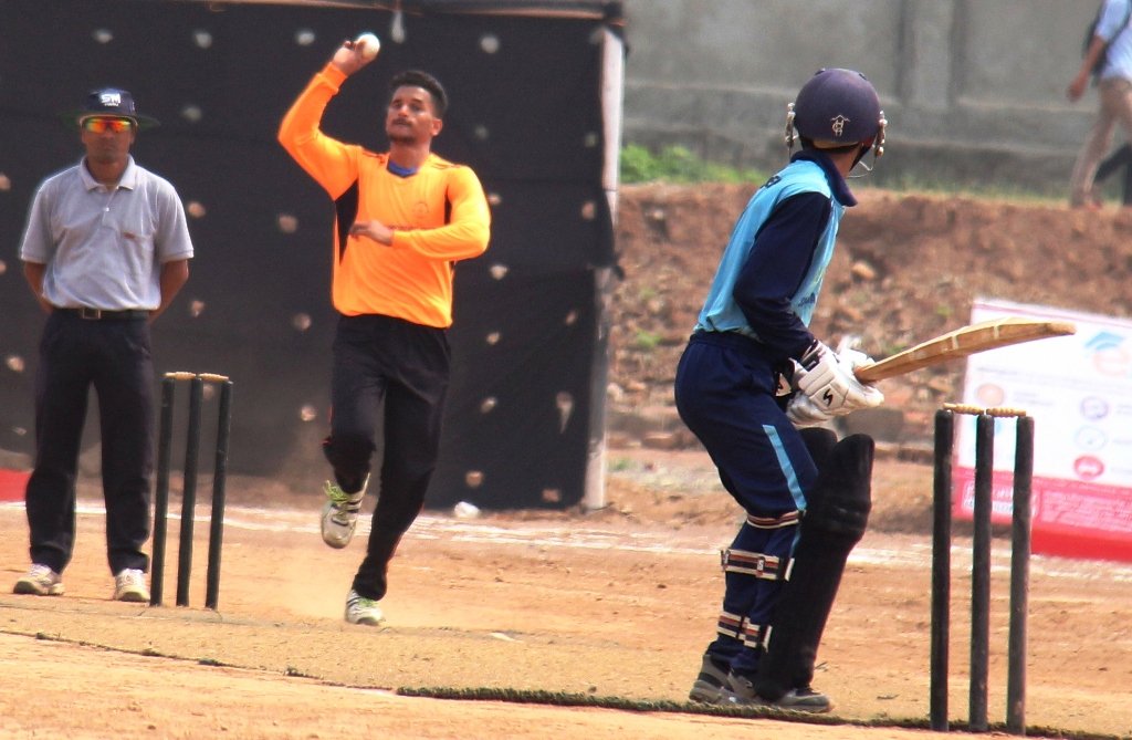 दिनेश अधिकारी प्लेयर अफ द म्याच 