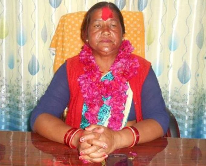 प्रदेश नं. ७ कै पहिलो महिला मेयरबाट पदभार ग्रहण