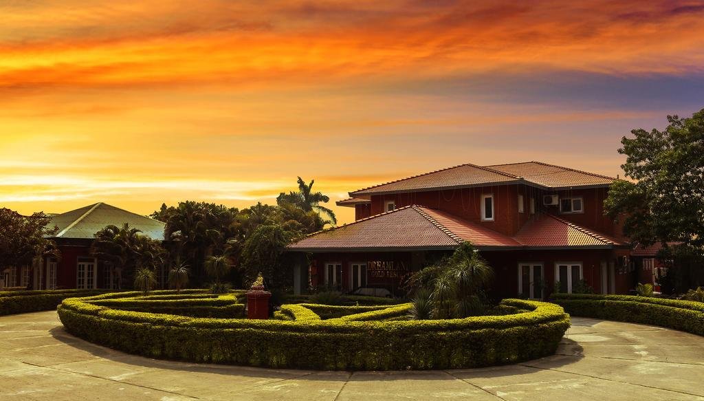 यी हुन् विदेशबाट आउने नेपालीलाई राखिने होटल (सूचीसहित)