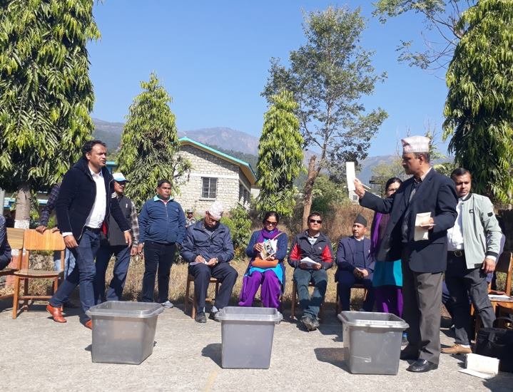 कर्मचारी छनौट गोलाप्रथाबाट