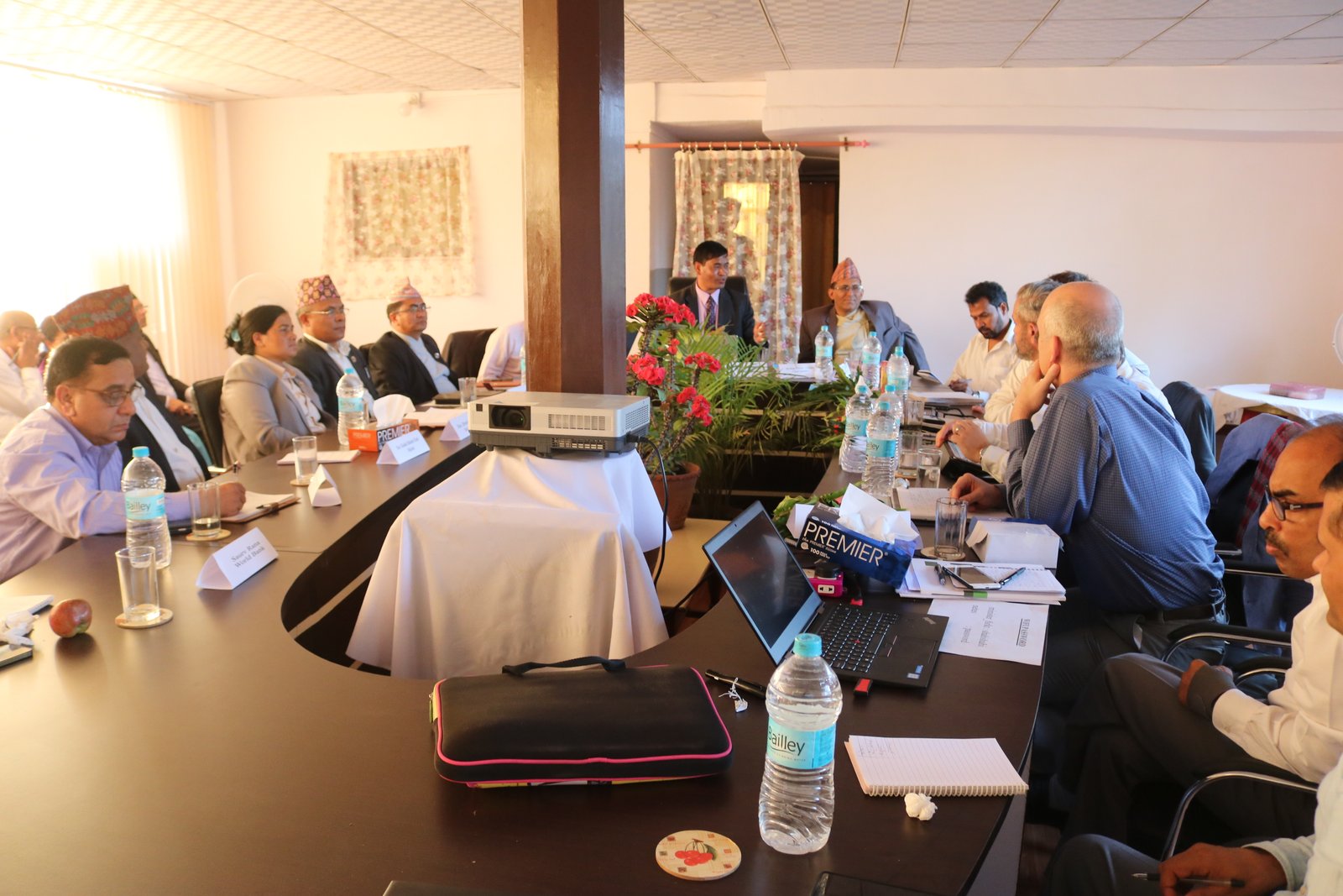 कर्णालीको विकासका लागि लगानी गर्न दाताहरु सकारात्मक, सुरुमा विज्ञ वैंक निर्माण गरिने 