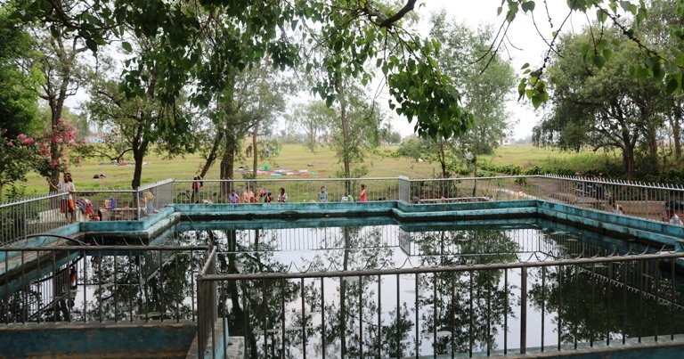 फेरिंदै बुलबुलेको रुप, आकर्षक फूलबारी, ‘चिल्ड्रेन पार्क’ संगै व्यवस्थित ‘पिकनिक’ स्थल