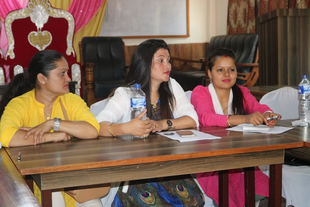 श्रष्टा सम्मान तथा तिज विशेष लोक नृत्य प्रतियोगीता हुँदै