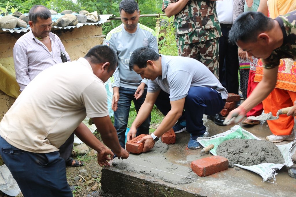 कर्णालीका मुख्यमन्त्रीको एक महिनाको तलब बालविकासलाई 