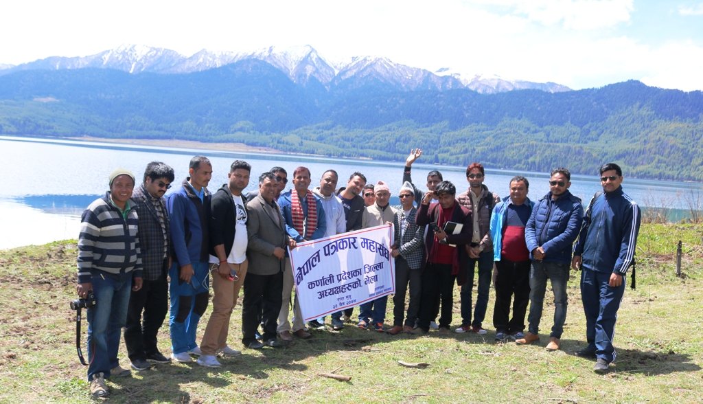 राराबाट ७ बुँदे कर्णाली घोषणापत्र जारी