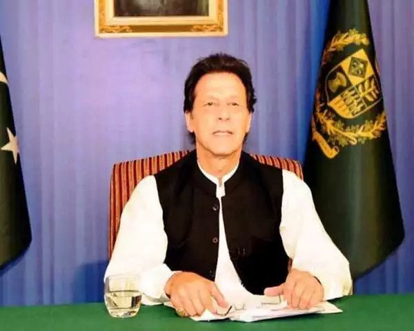 इमरान सरकारी निवासमा नबस्ने, प्रधानमन्त्रीका गाडी लिलामी गरिदिने