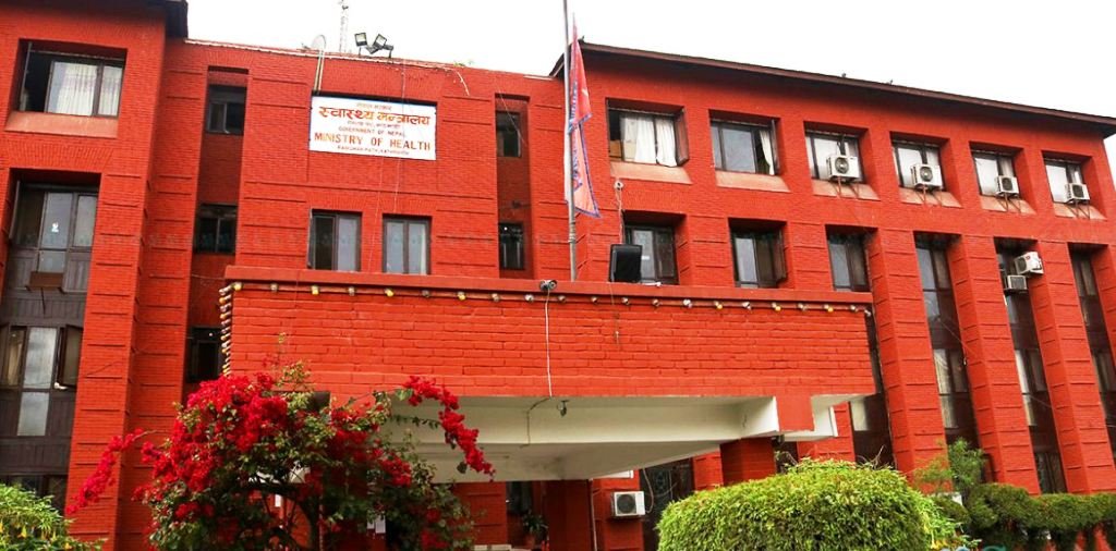 कोरोना परिक्षण मेसिन सहित प्रयोगशाला विज्ञ चैत्र १९ मा सुर्खेत आउने 