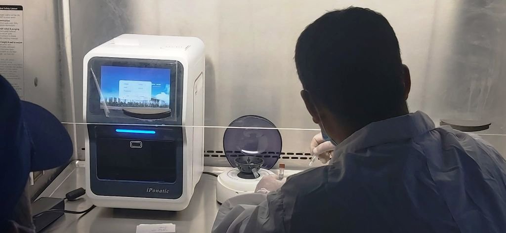 कर्णाली प्रदेश अस्पतालबाट आज देखि कोरोना परिक्षण गरिदै 