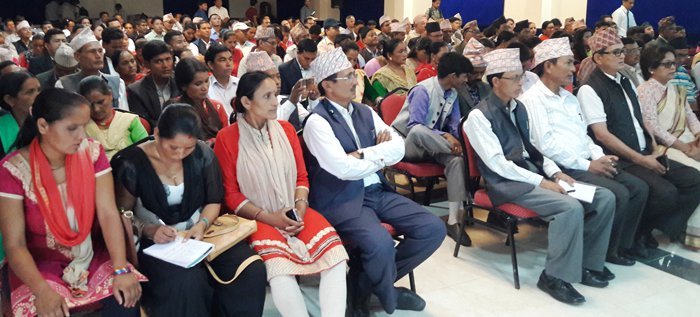 दश जिल्लाका जनप्रतिनिधि सुर्खेतमा