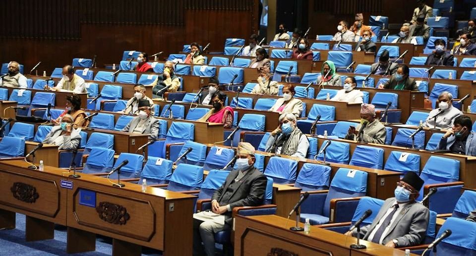 संविधान संशोधनको पक्षमा सवै सांसदहरु एकै ठाउँमा 