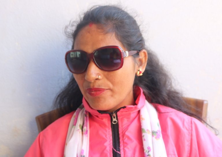 दृष्टिबिहीन युवतीको दर्दनाक कथाः  बुवाको विभेददेखि होस्टेलको यातना 