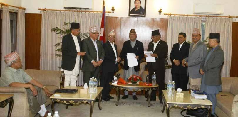 एमाले माओवादी एकता बैषाख ९ गते हुने