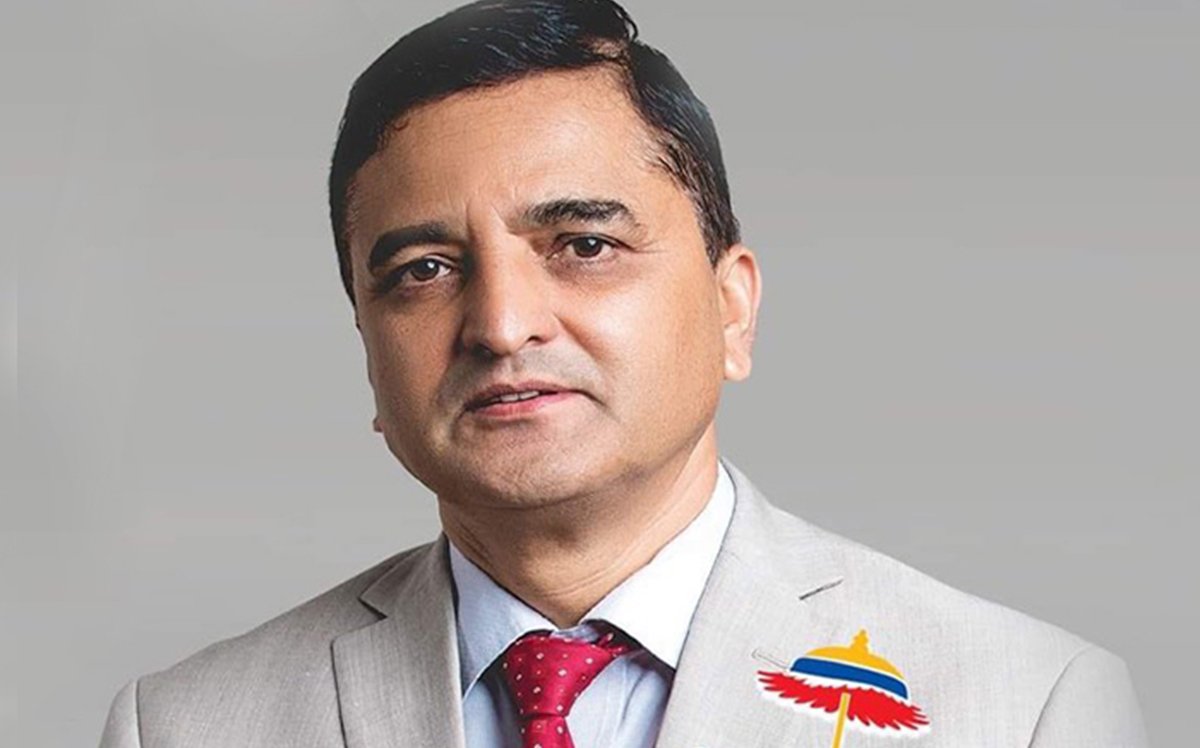 पर्यटनमन्त्री भट्टराई बोल्दा बोल्दै जुम मिटिङमा 'पोर्न प्ले'