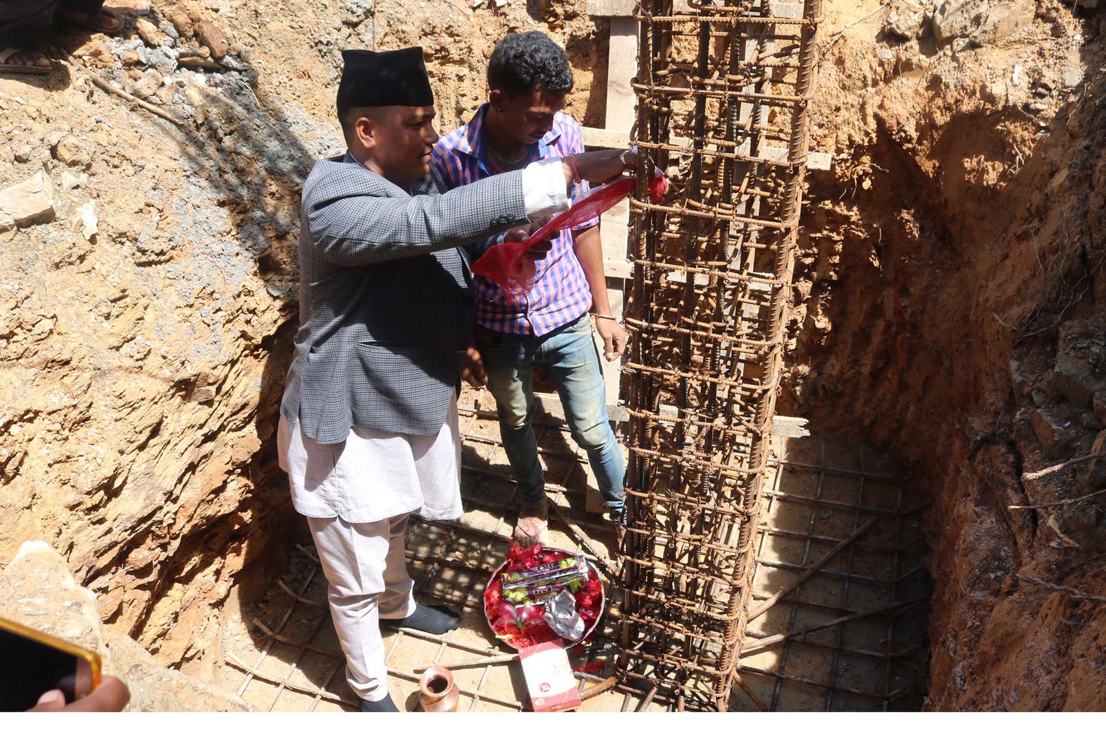 सल्यान जिल्ला अस्पतालमा थपियो ५० सैयाको भवन 