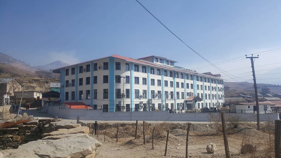 कर्णाली स्वास्थ्य विज्ञान प्रतिष्ठानद्वारा हुुम्लामा औपचारिक सेवा सुुरु 