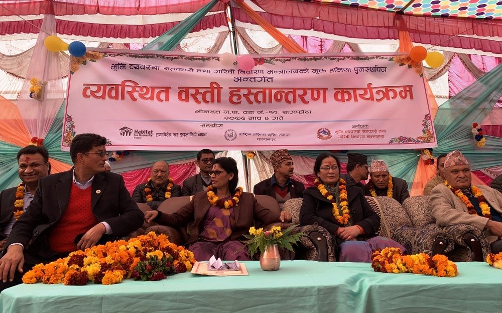 कञ्चनपुरमा गोली चल्यो, २ प्रहरीसहित ८ घाइते 