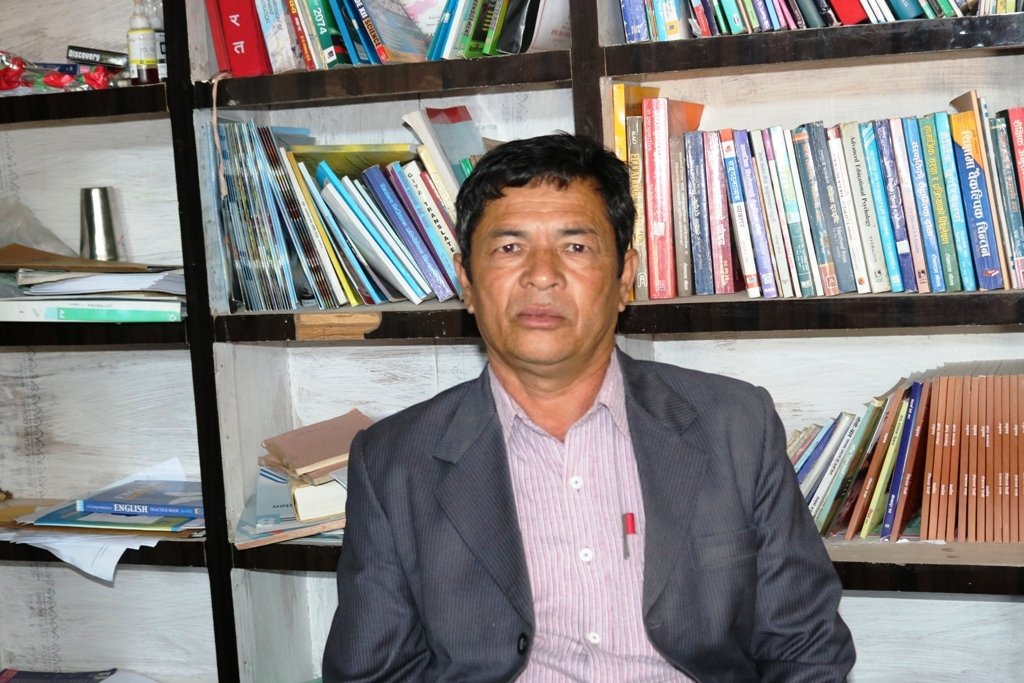 जेलको यातनापछि औषधी खान शिक्षक भएँ 